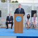 Image for article titled Modern Family botches not one, but two graduation storylines
